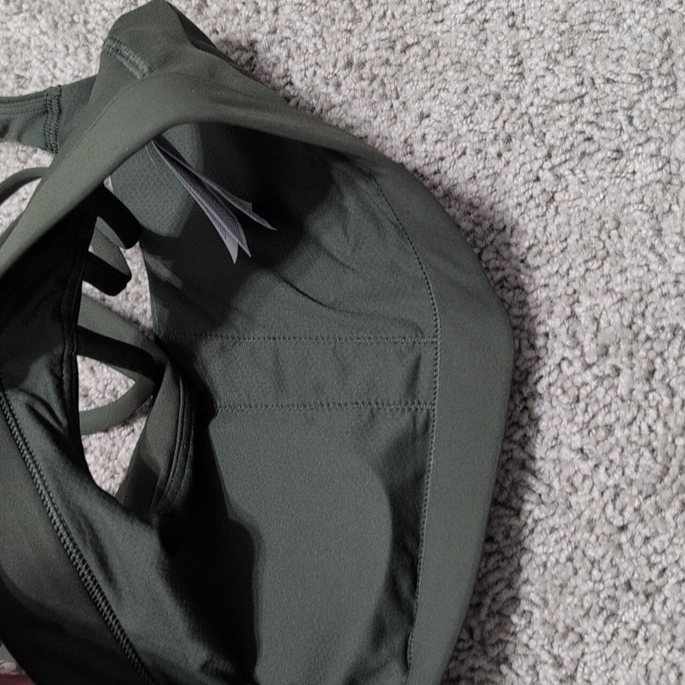 Athleta Train Free Sports Bra Cups A-C New Women's XS - Picture 7 of 8